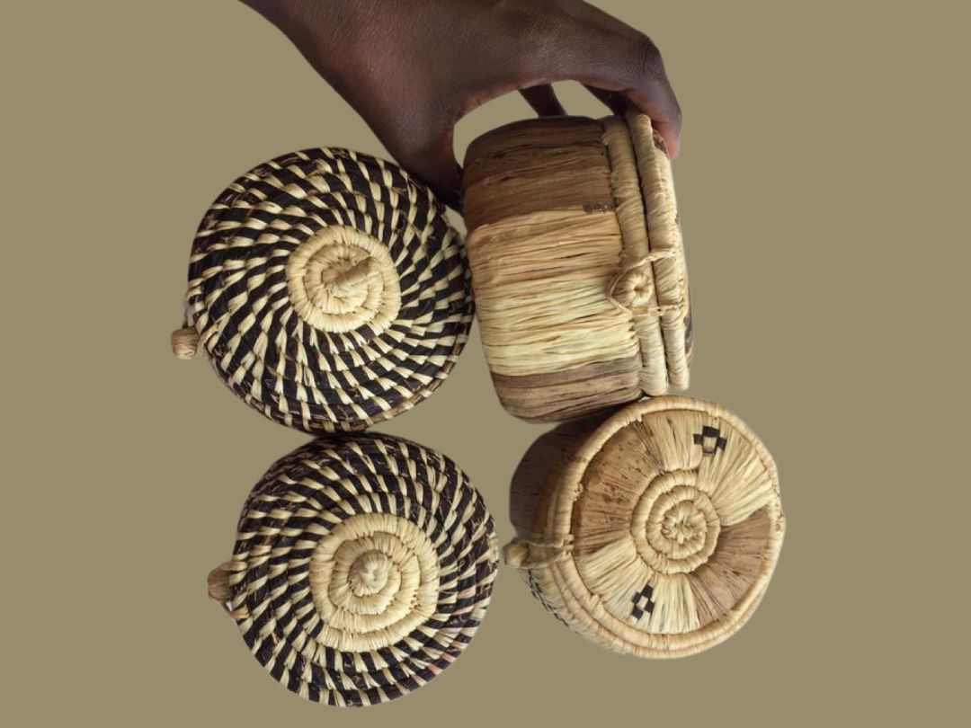 banana leaves, grass x jewellery/trinket basket, medium