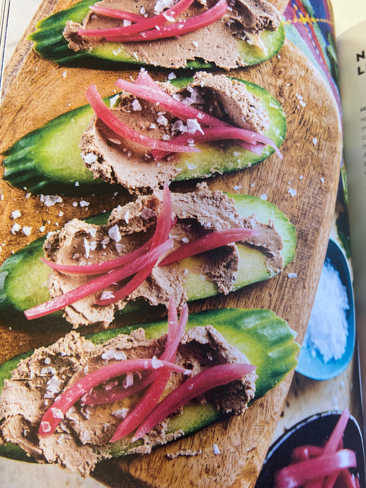 Borrelli/Ten Speed The Mexican Keto Cookbook, 231 Pages