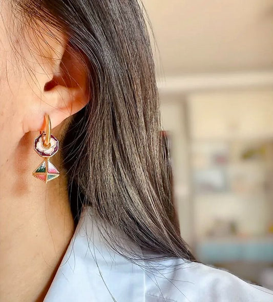 chinoiserie detach charm earring