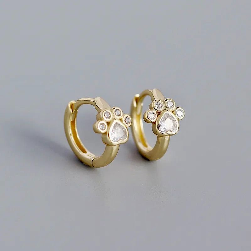 SIL - Cat Footprints Zircon Ear Buckle