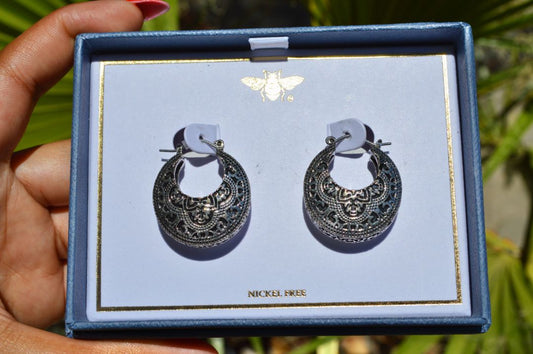 antiquated fili look earrings