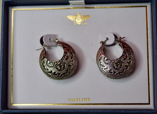 antiquated fili look earrings