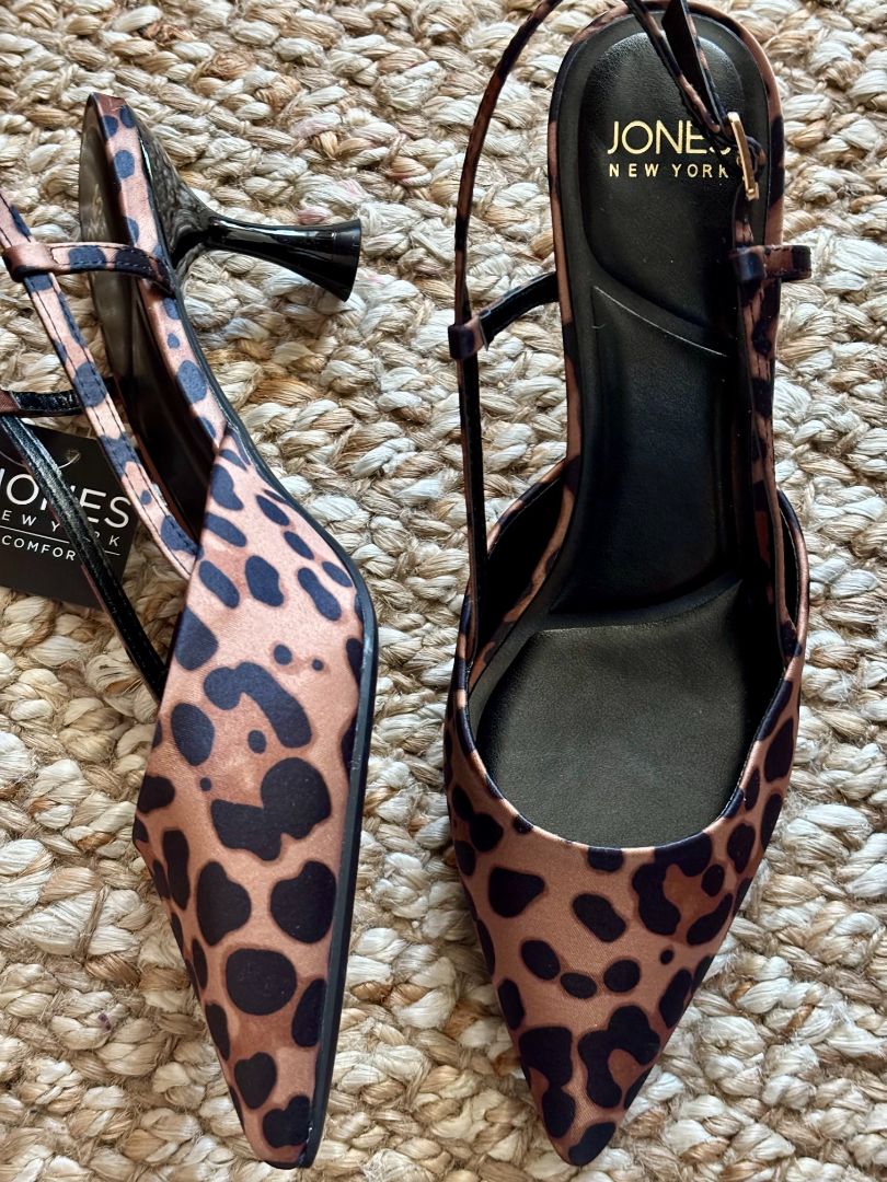 pointed kitten leopard print heels