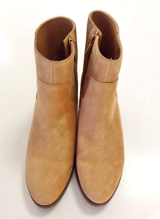 Tan /light brown  rib detail ankle boots, 5.5/38.5
